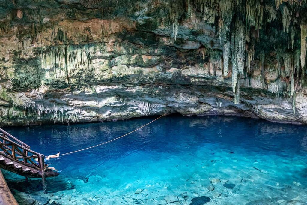 ¿Cuál es el Cenote con elevador en Yucatán ?